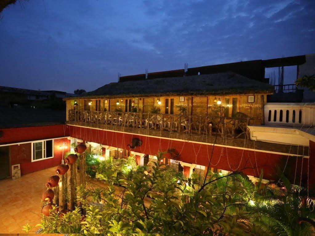 Heritage Hotel لاكناو المظهر الخارجي الصورة